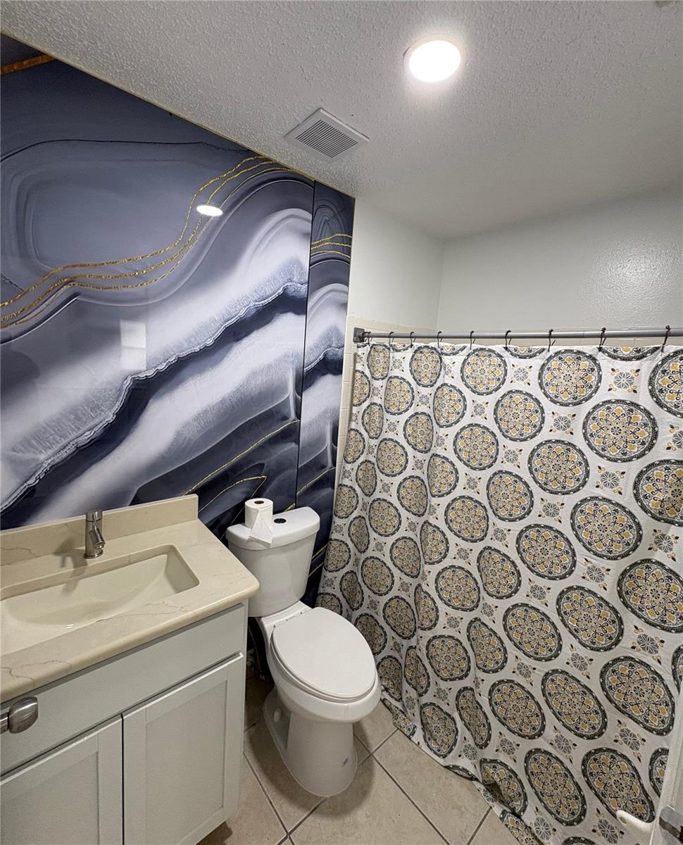 Image 7 of 12 For 1053 Scott Street