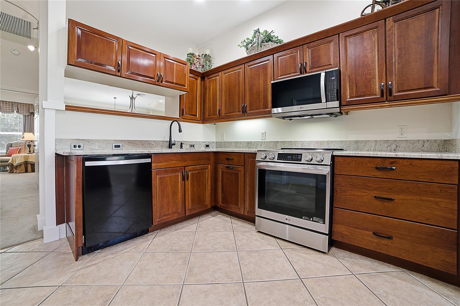 Image 8 of 25 For 1832 Hartford Path