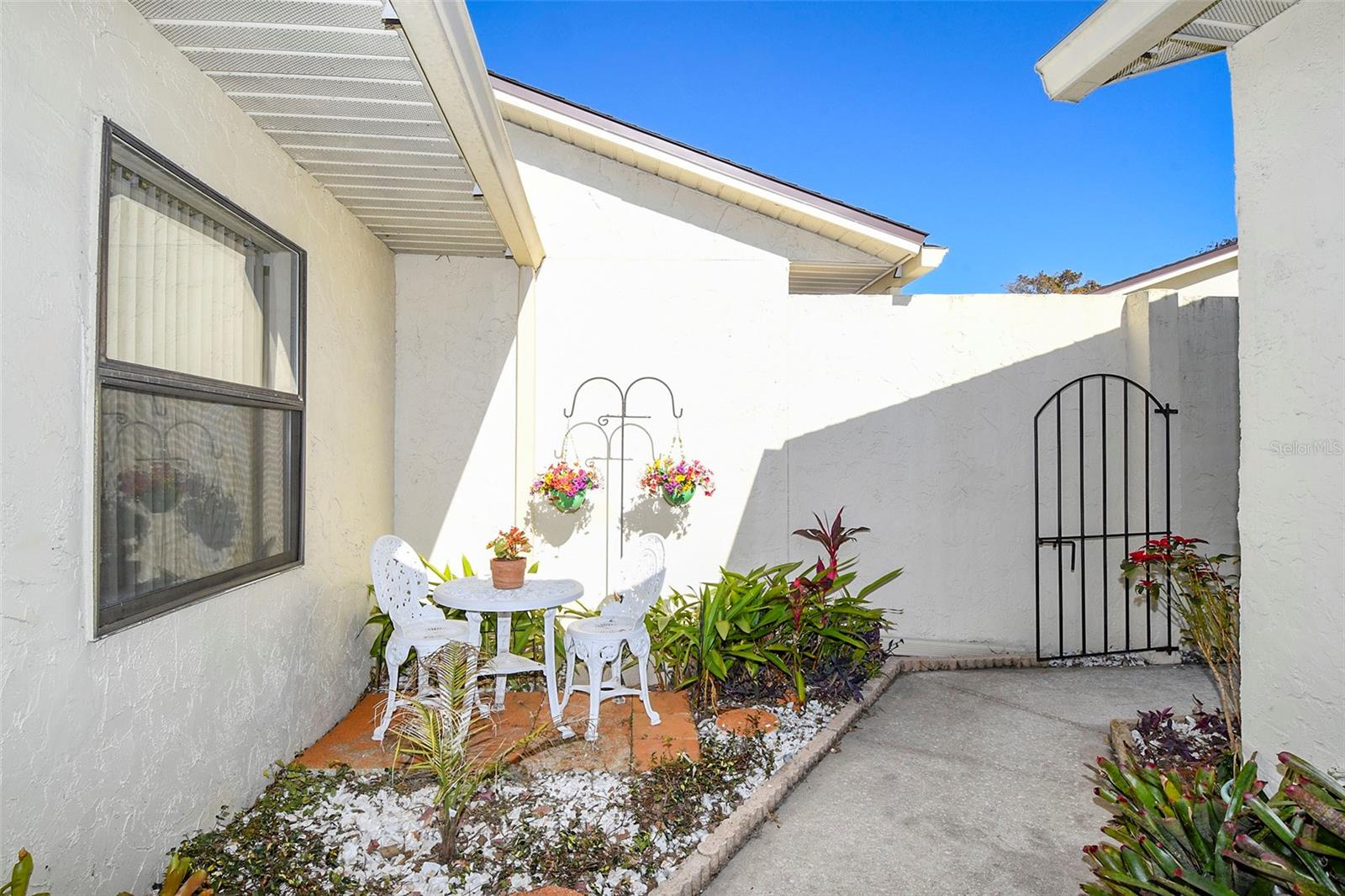 Image 5 of 33 For 2225 Cypress Court 2c