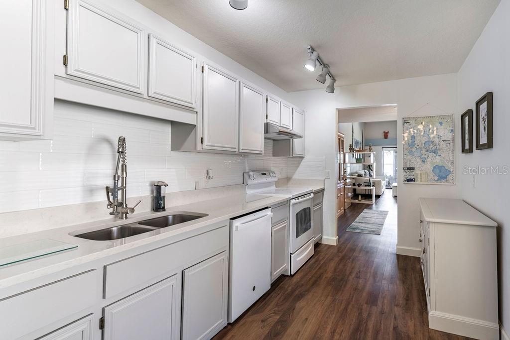 Image 8 of 33 For 2225 Cypress Court 2c