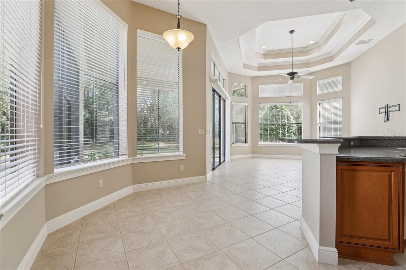 Image 11 of 52 For 26345 San Gabriel