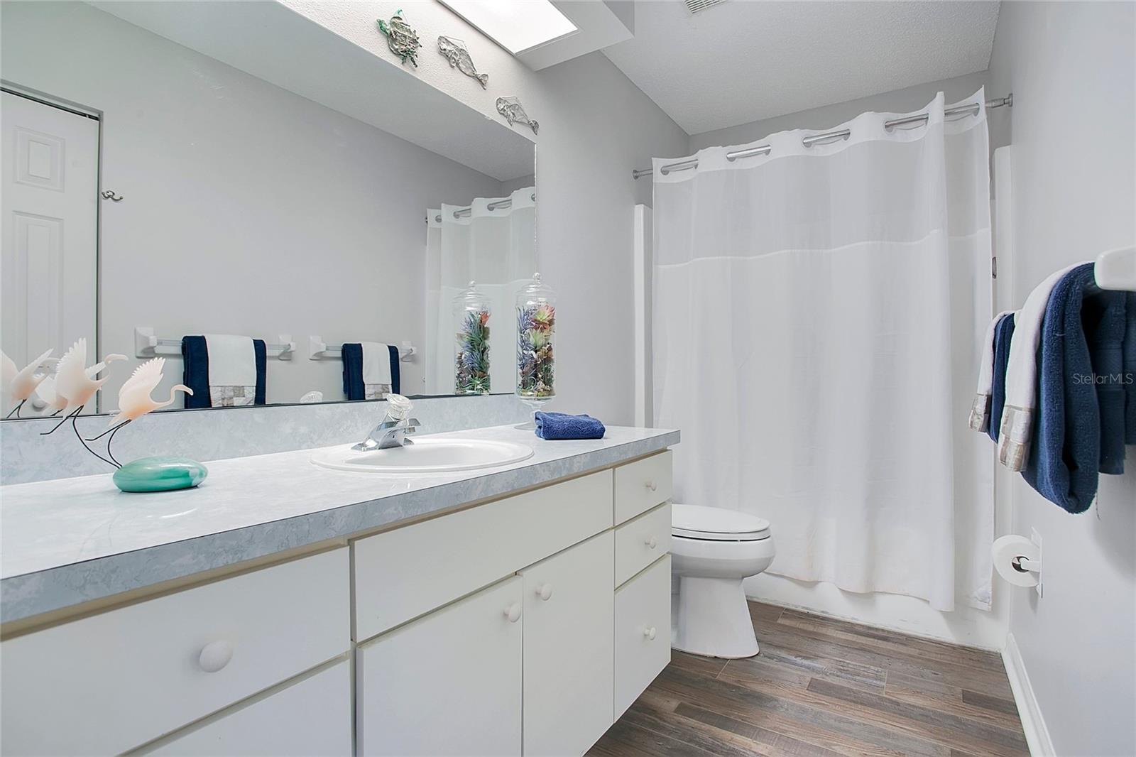 Image 23 of 49 For 738 Grand Vista Trail