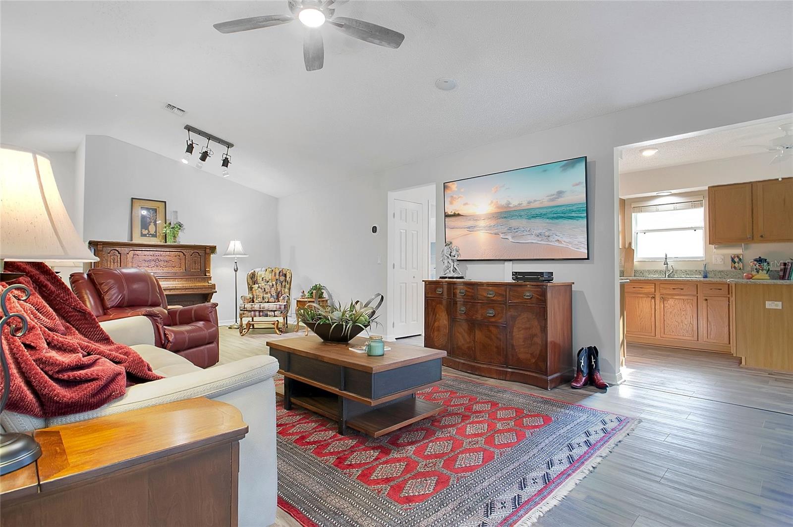 Image 6 of 49 For 738 Grand Vista Trail