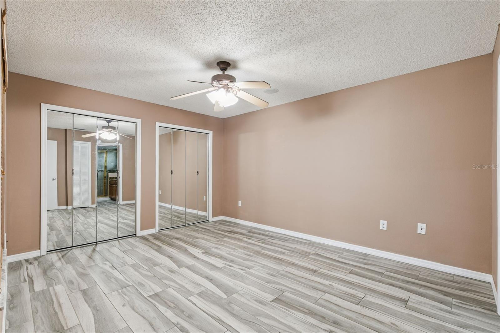 Image 12 of 34 For 1711 Charleston Lane