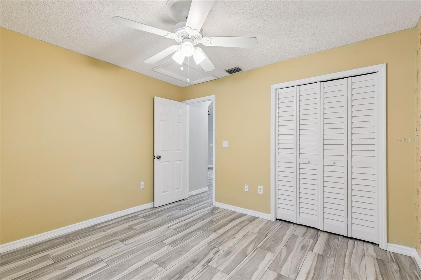 Image 15 of 34 For 1711 Charleston Lane