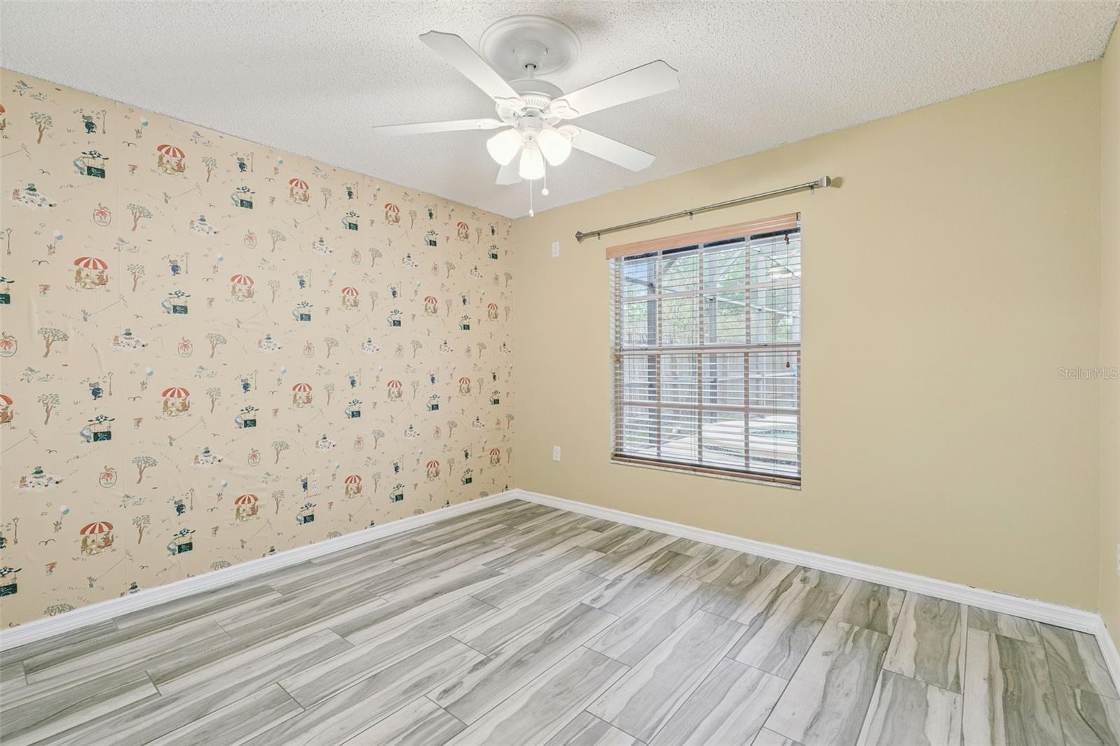 Image 16 of 34 For 1711 Charleston Lane