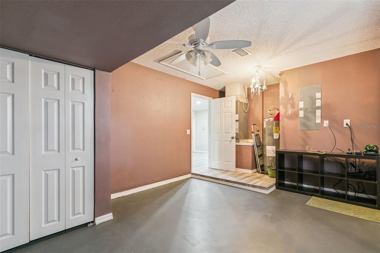 Image 18 of 34 For 1711 Charleston Lane