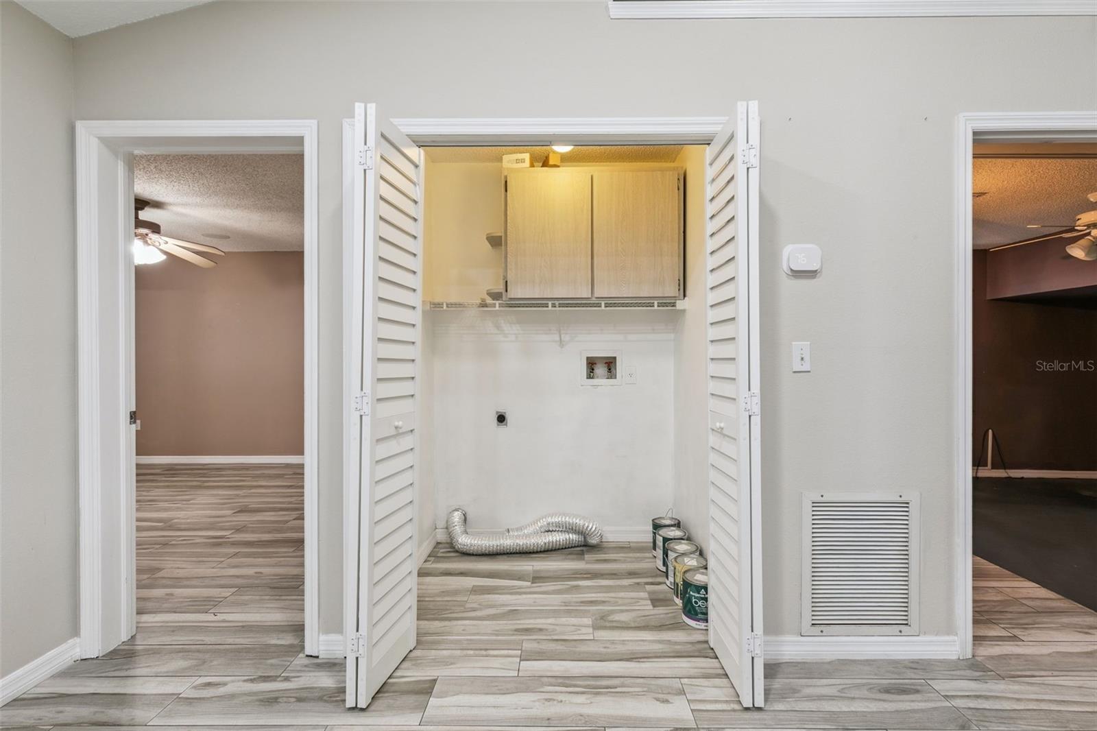 Image 22 of 34 For 1711 Charleston Lane