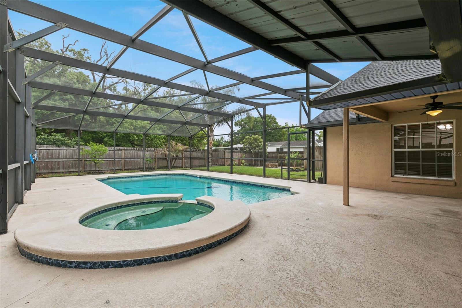 Image 24 of 34 For 1711 Charleston Lane