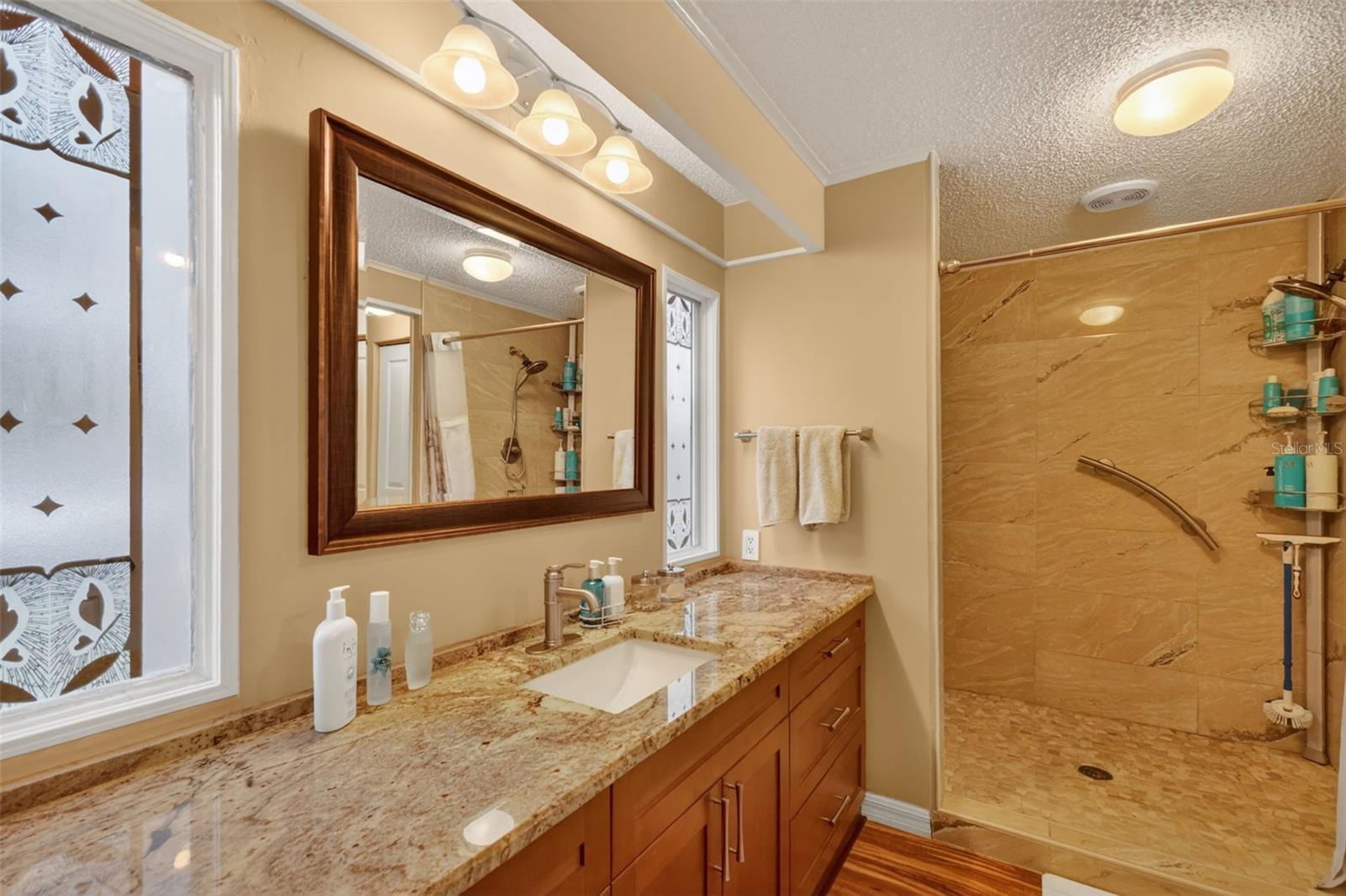 Image 16 of 31 For 705 Devon Drive