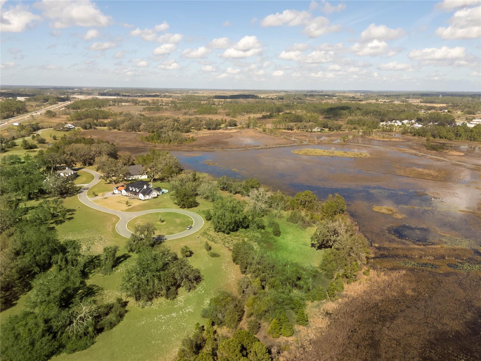 Image 16 of 19 For 476 Long And Winding Rd