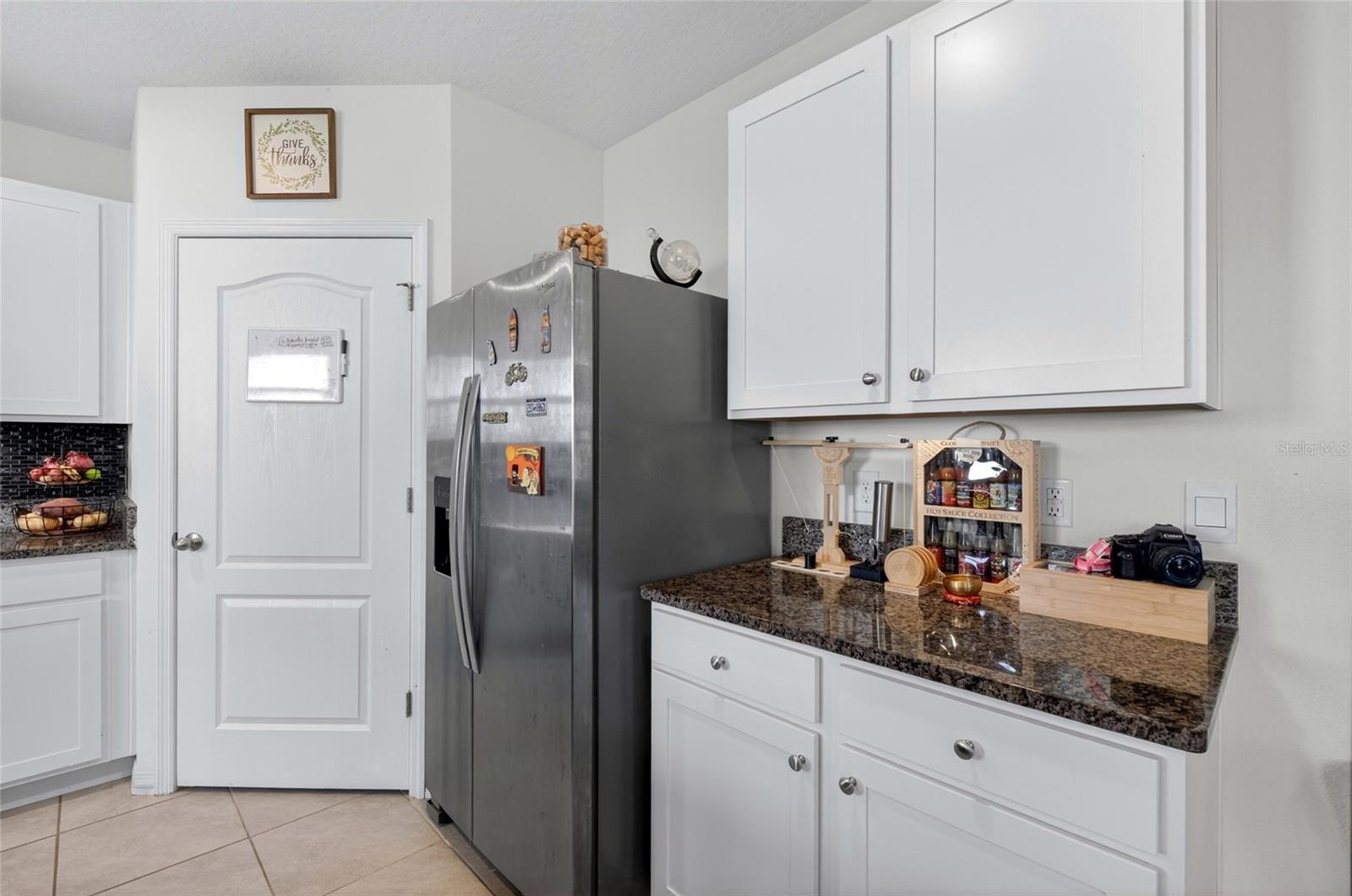 Image 14 of 57 For 9649 Black Walnut Drive