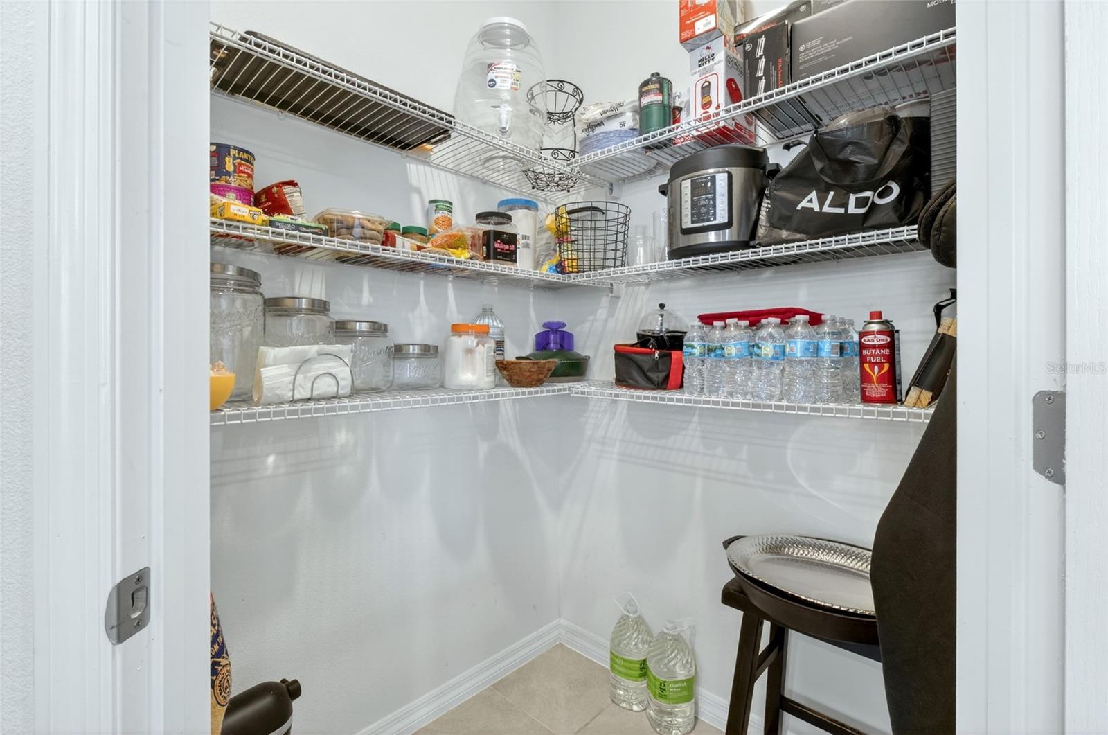 Image 16 of 57 For 9649 Black Walnut Drive