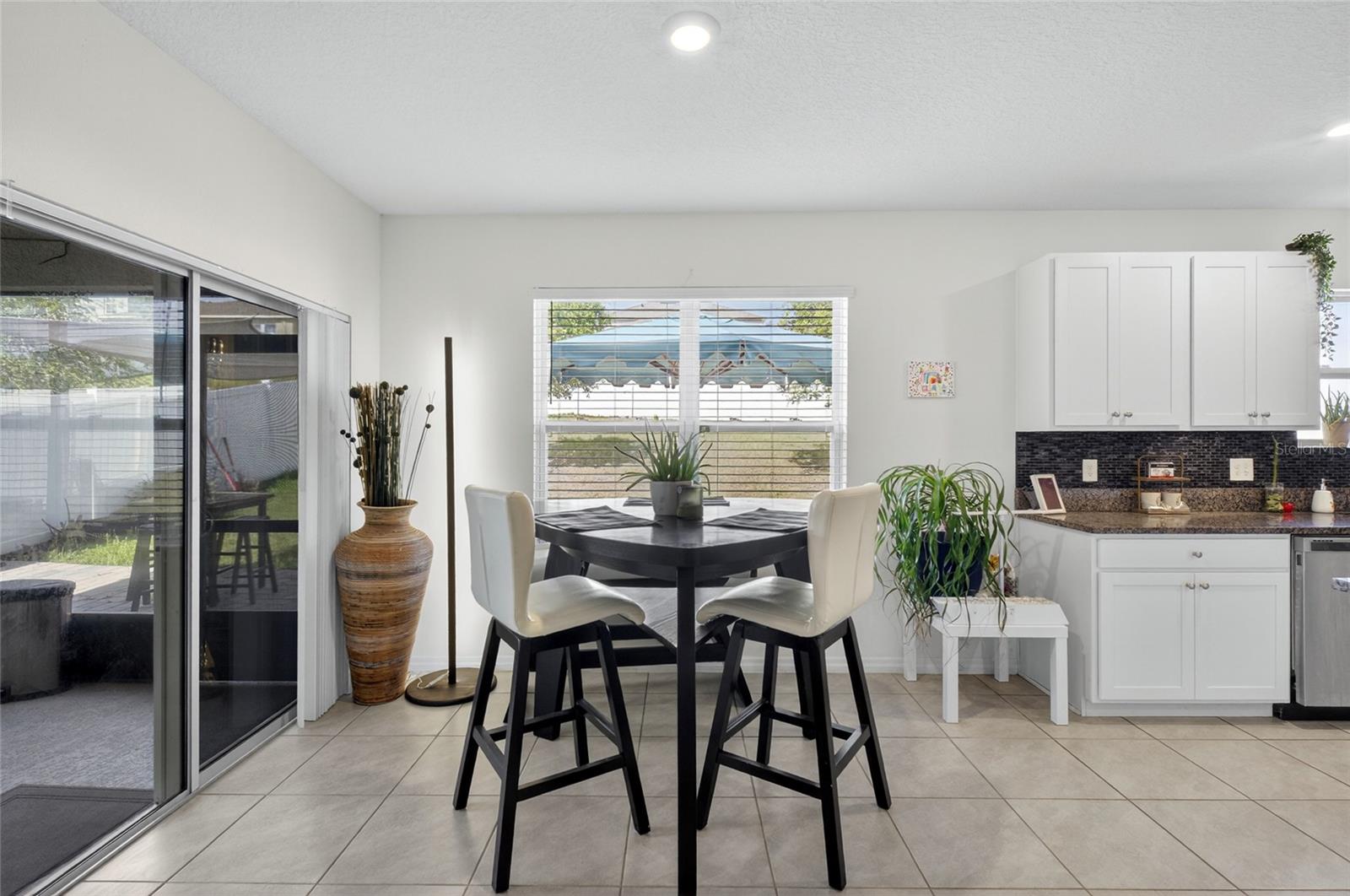 Image 18 of 57 For 9649 Black Walnut Drive