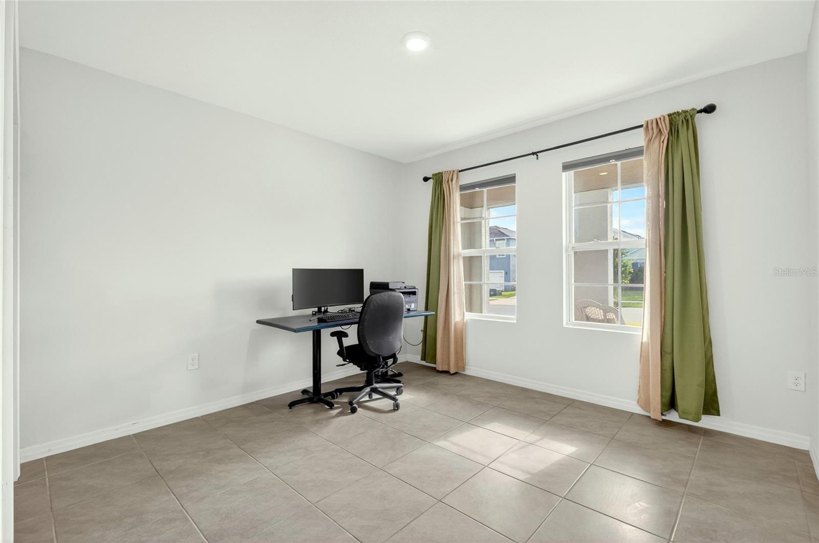 Image 20 of 57 For 9649 Black Walnut Drive