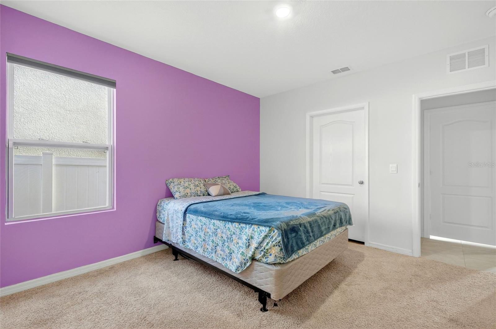 Image 22 of 57 For 9649 Black Walnut Drive