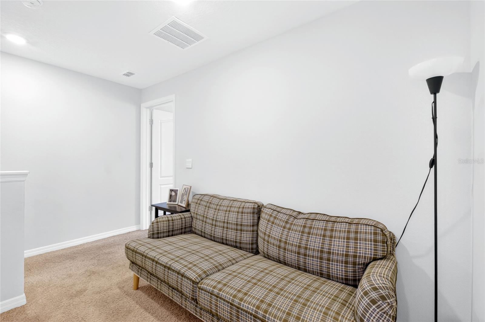 Image 39 of 57 For 9649 Black Walnut Drive