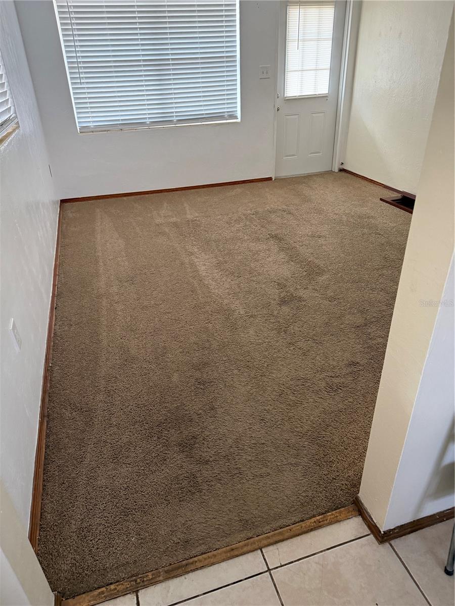 Image 5 of 22 For 1247 Lakeview Drive