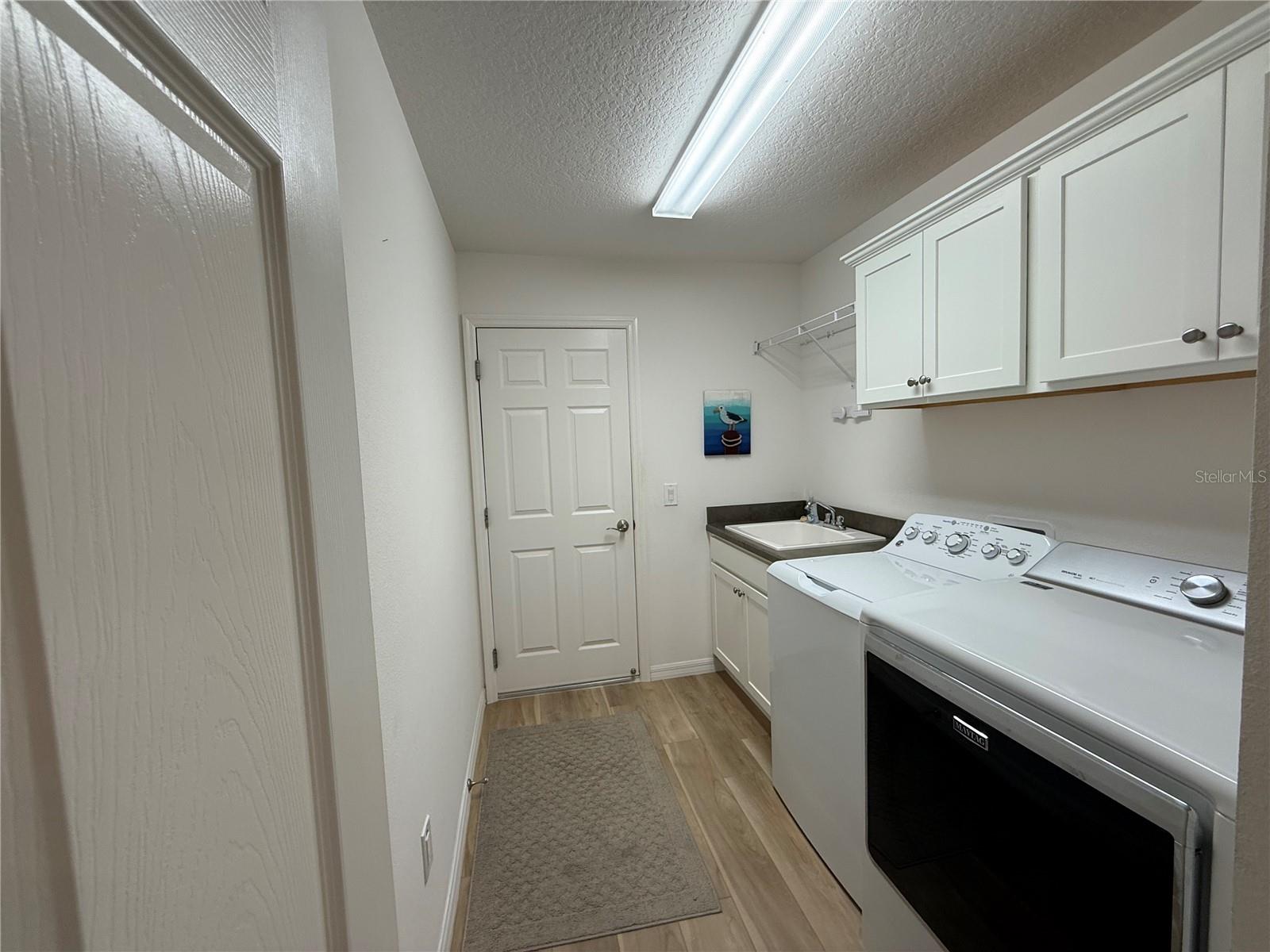 Image 16 of 36 For 3135 Burns Drive