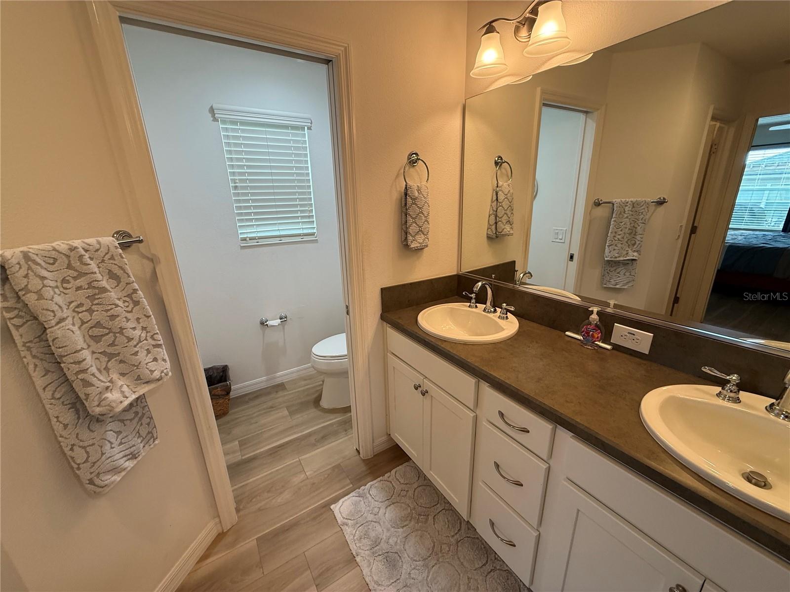 Image 22 of 36 For 3135 Burns Drive