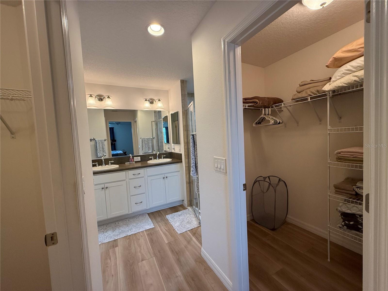 Image 27 of 36 For 3135 Burns Drive