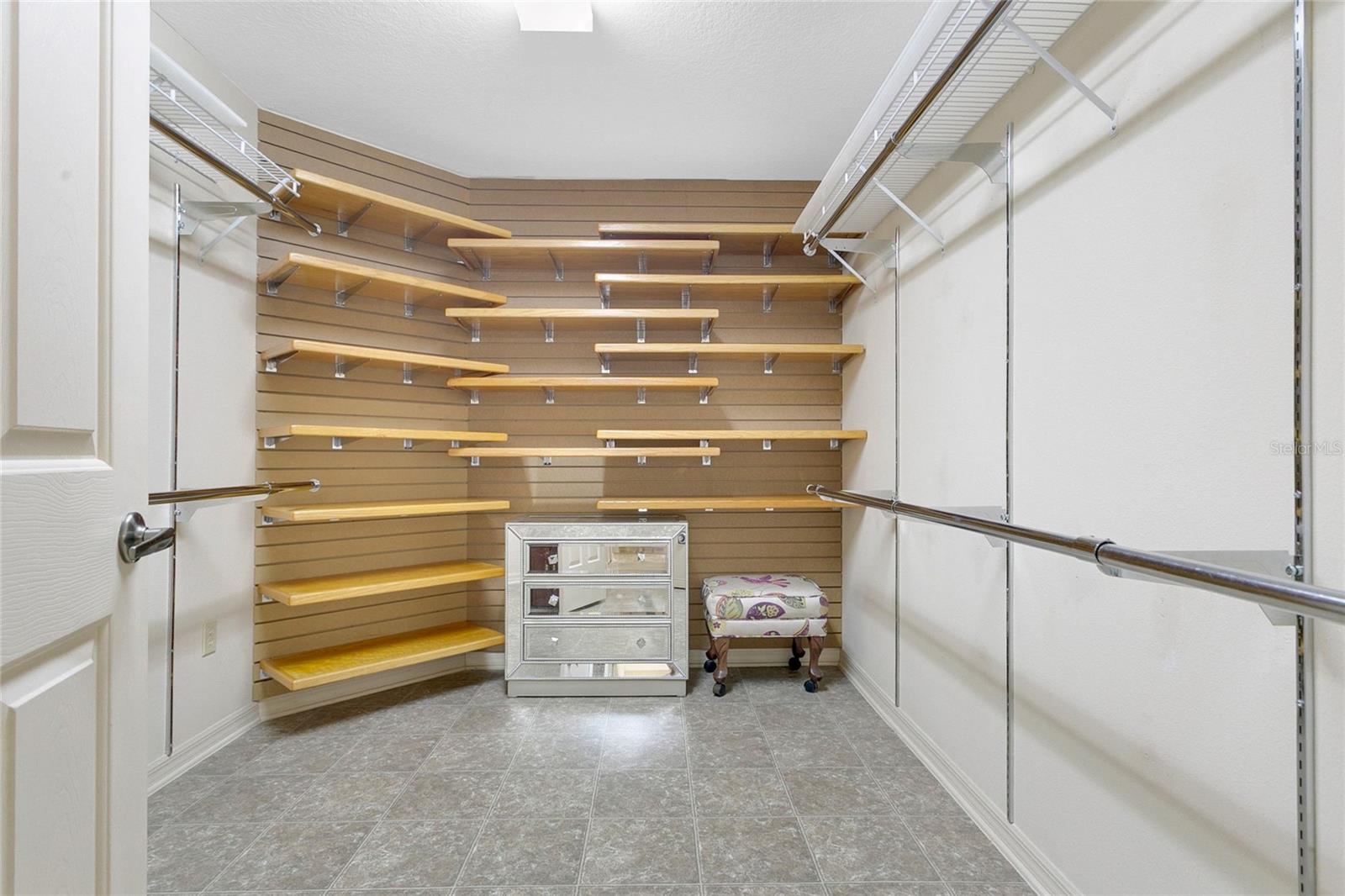 Image 22 of 54 For 5712 Summerbrooke Court