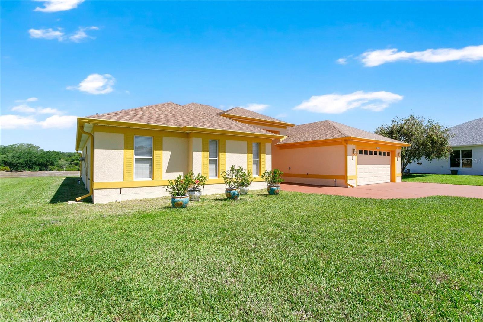 Image 4 of 54 For 5712 Summerbrooke Court