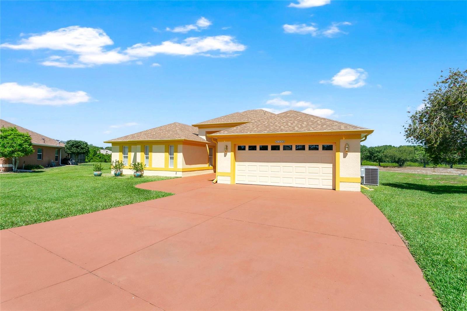 Image 5 of 54 For 5712 Summerbrooke Court