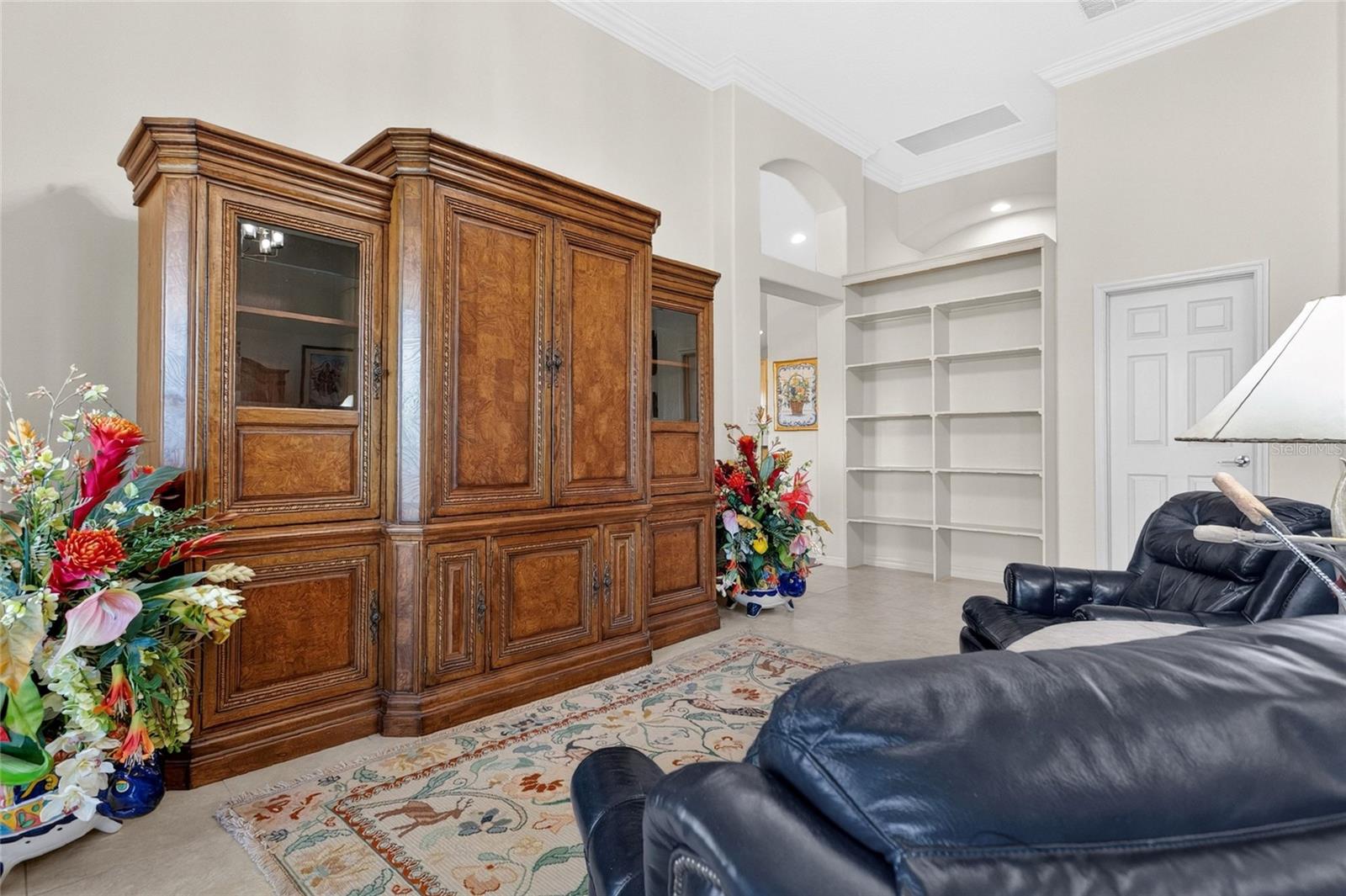 Image 9 of 54 For 5712 Summerbrooke Court