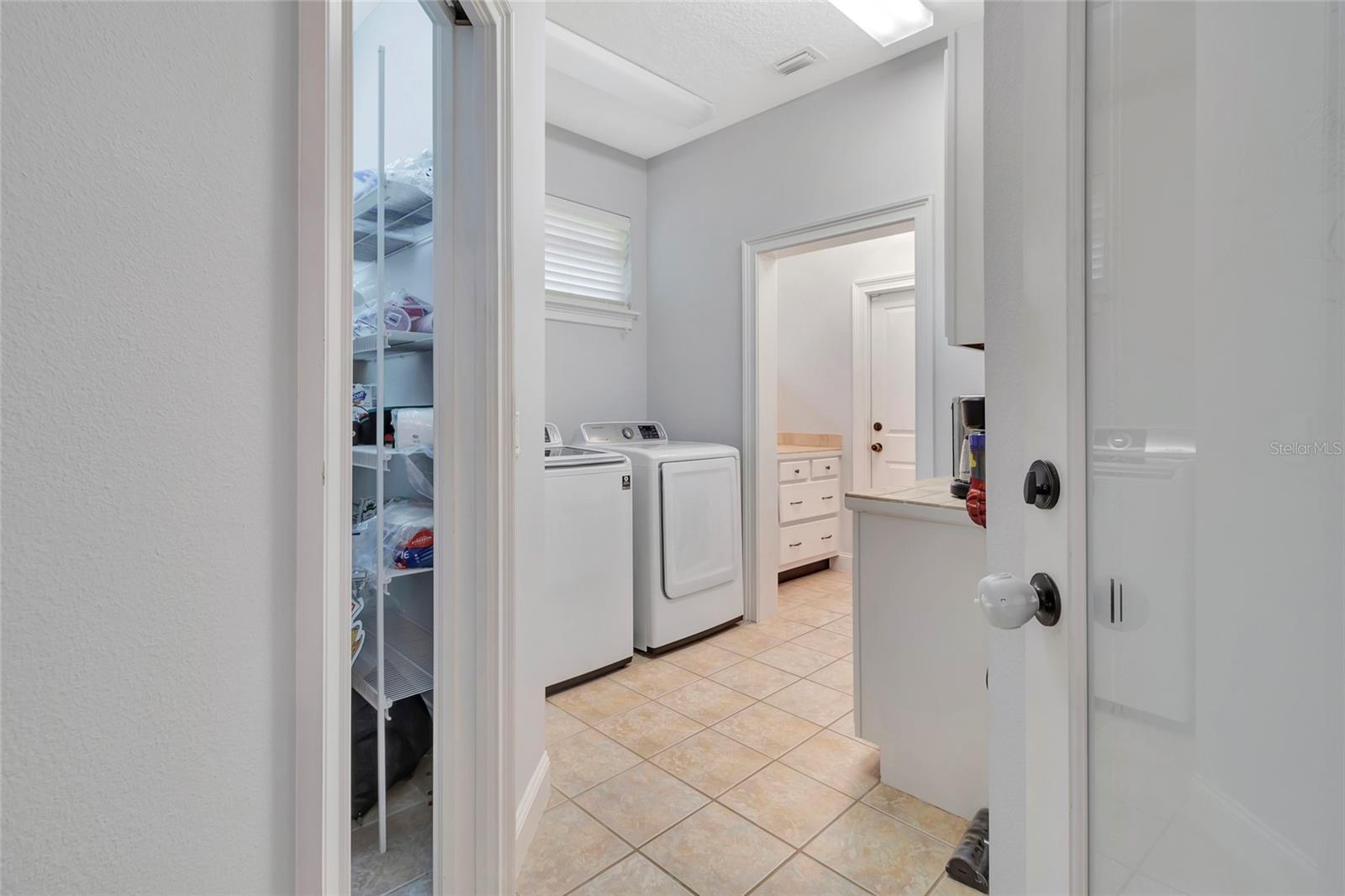 Image 47 of 73 For 1215 Lakeshore Drive