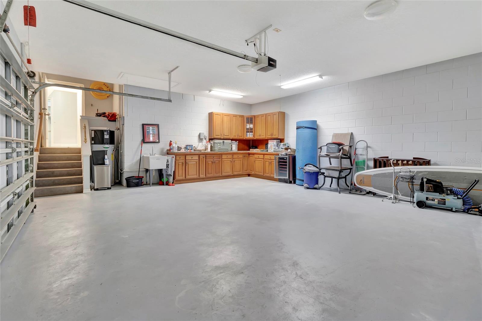 Image 50 of 73 For 1215 Lakeshore Drive