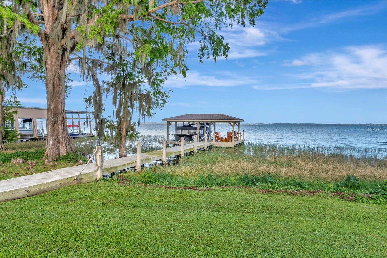 Image 57 of 73 For 1215 Lakeshore Drive