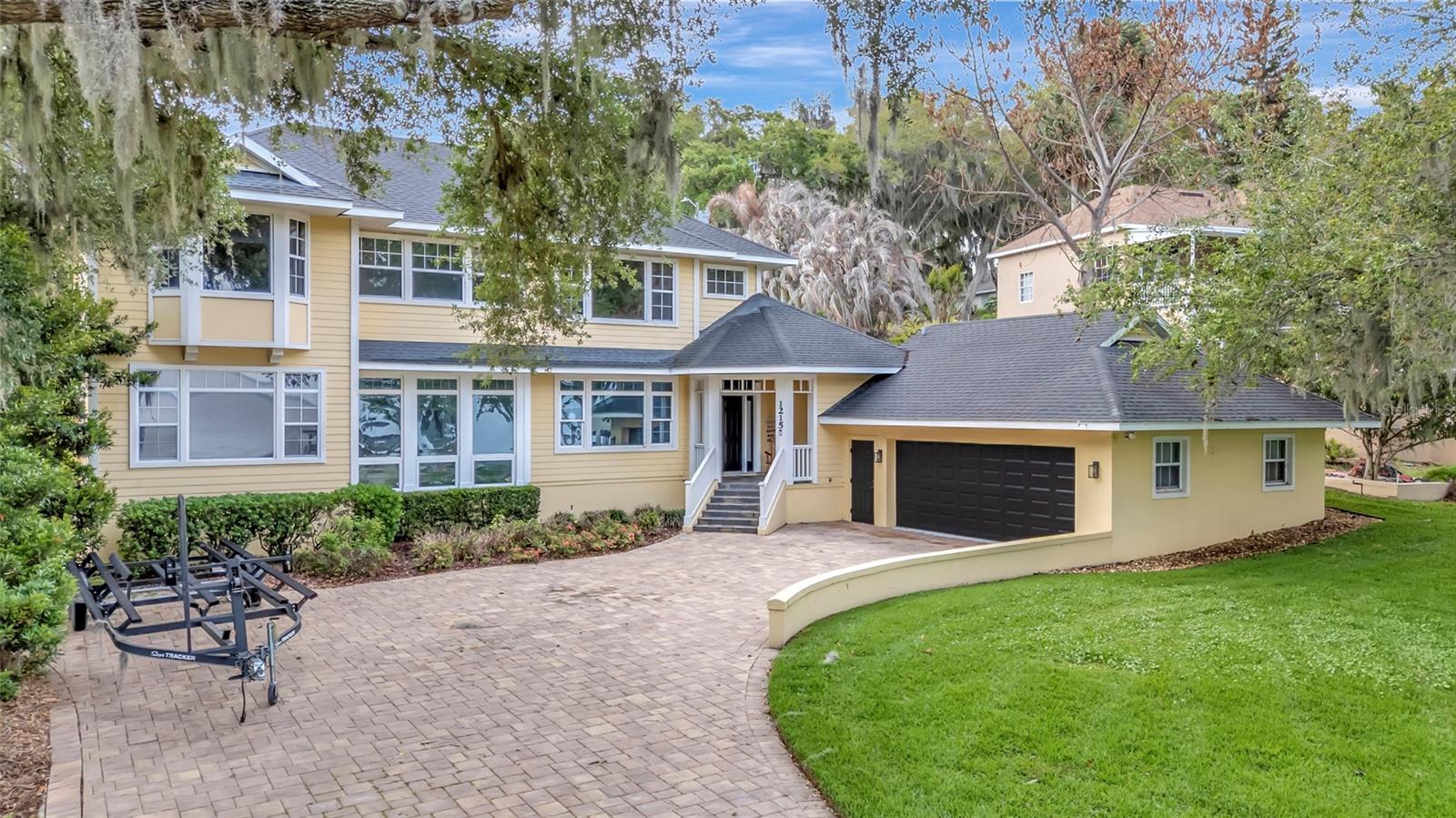 Image 64 of 73 For 1215 Lakeshore Drive