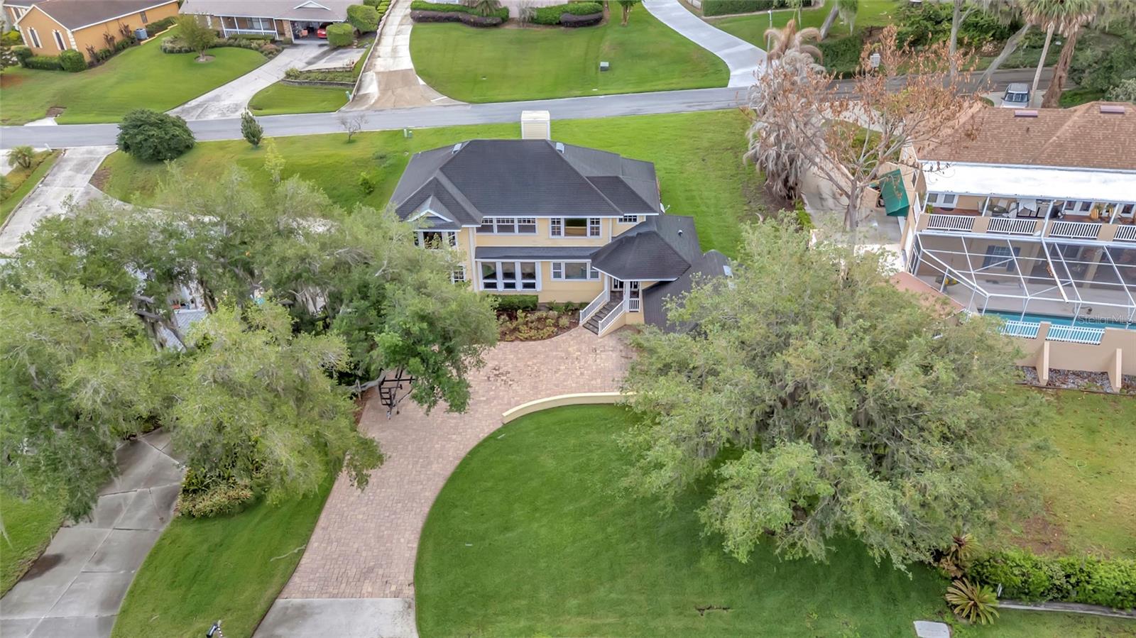 Image 66 of 73 For 1215 Lakeshore Drive