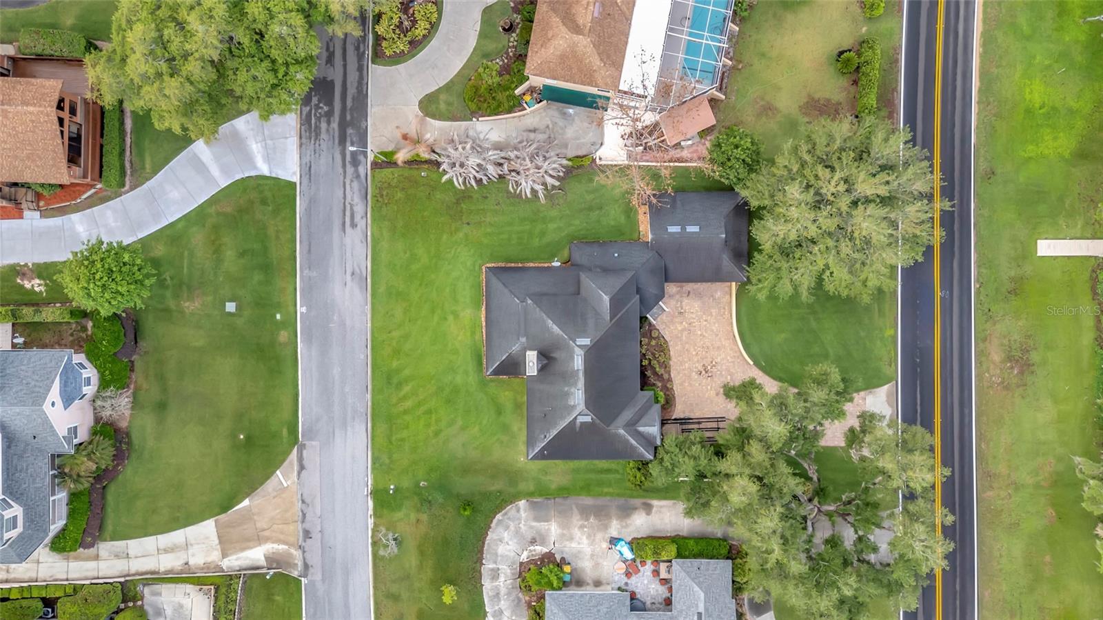 Image 68 of 73 For 1215 Lakeshore Drive