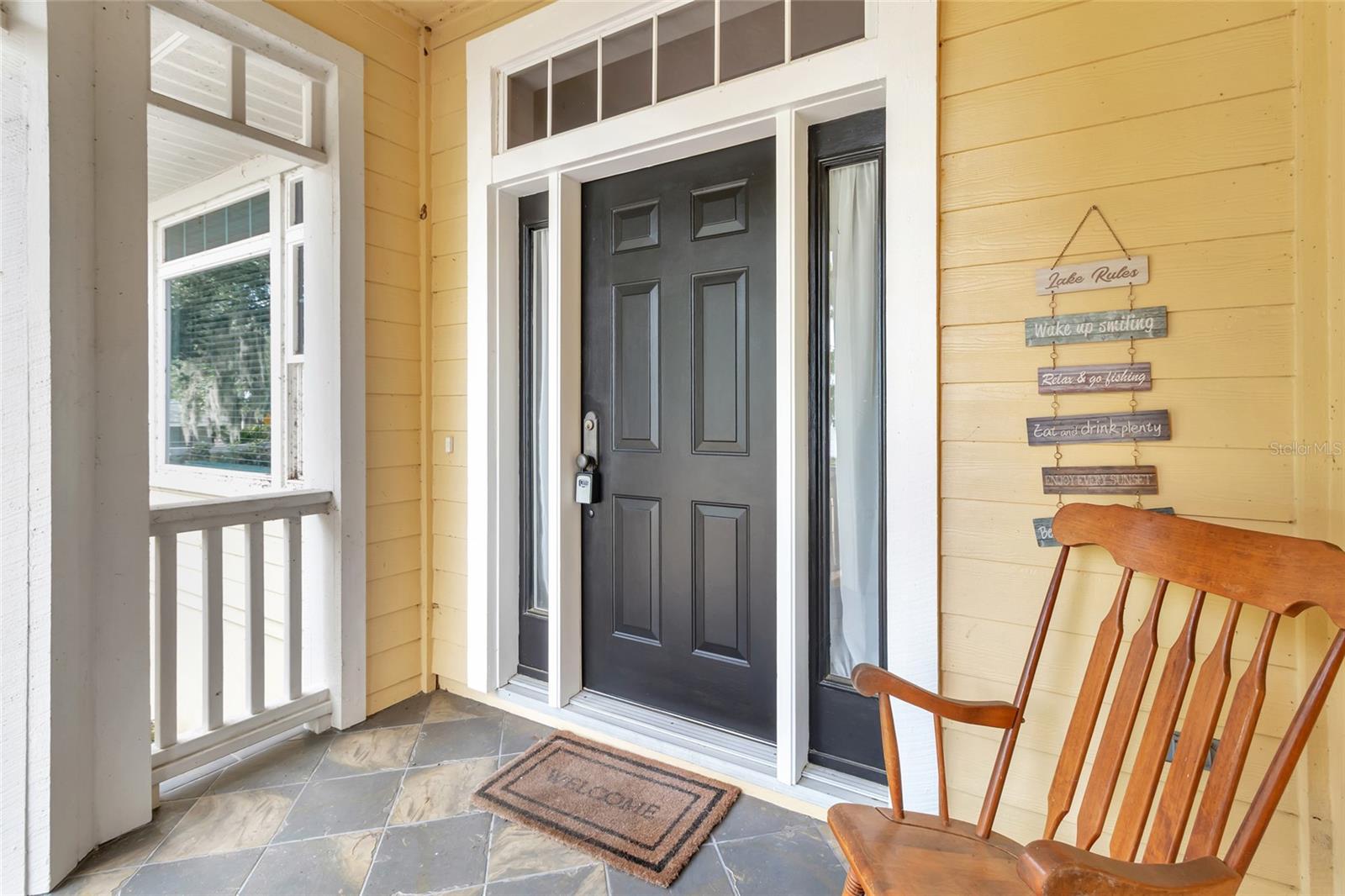 Image 7 of 73 For 1215 Lakeshore Drive