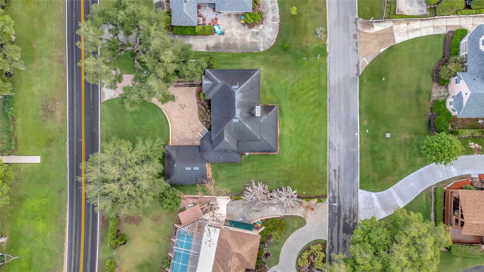 Image 70 of 73 For 1215 Lakeshore Drive