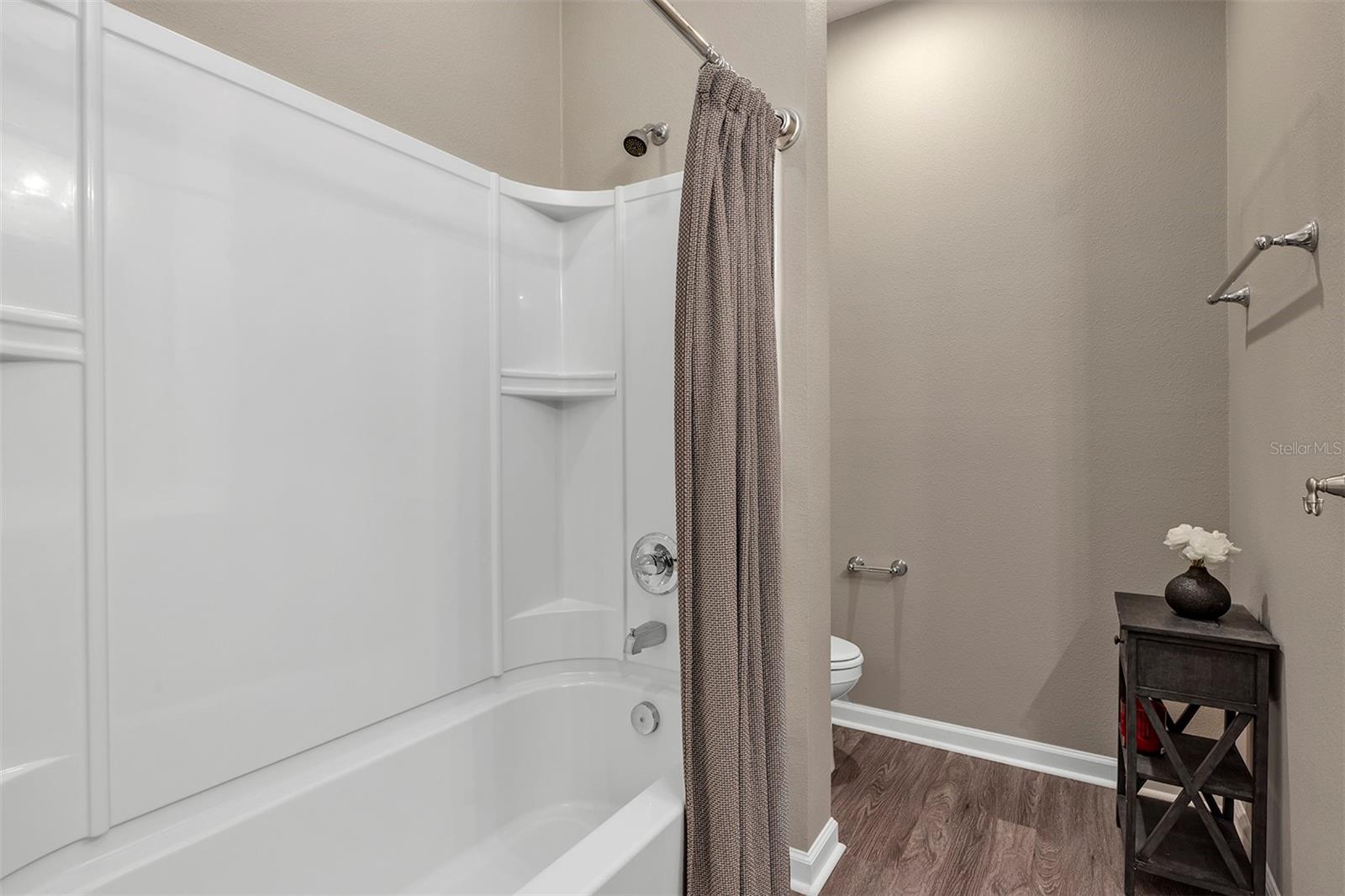 Image 27 of 36 For 2012 Sloans Outlook Drive