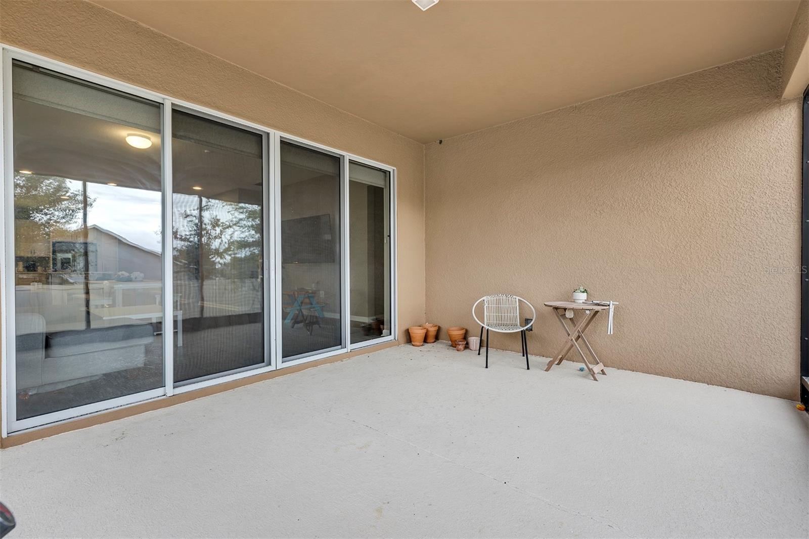 Image 32 of 36 For 2012 Sloans Outlook Drive