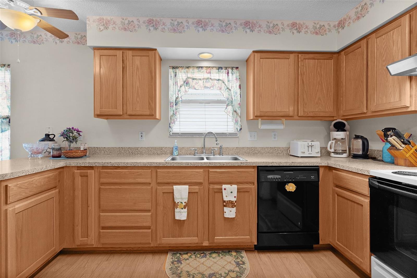 Image 12 of 47 For 413 Westwood Drive