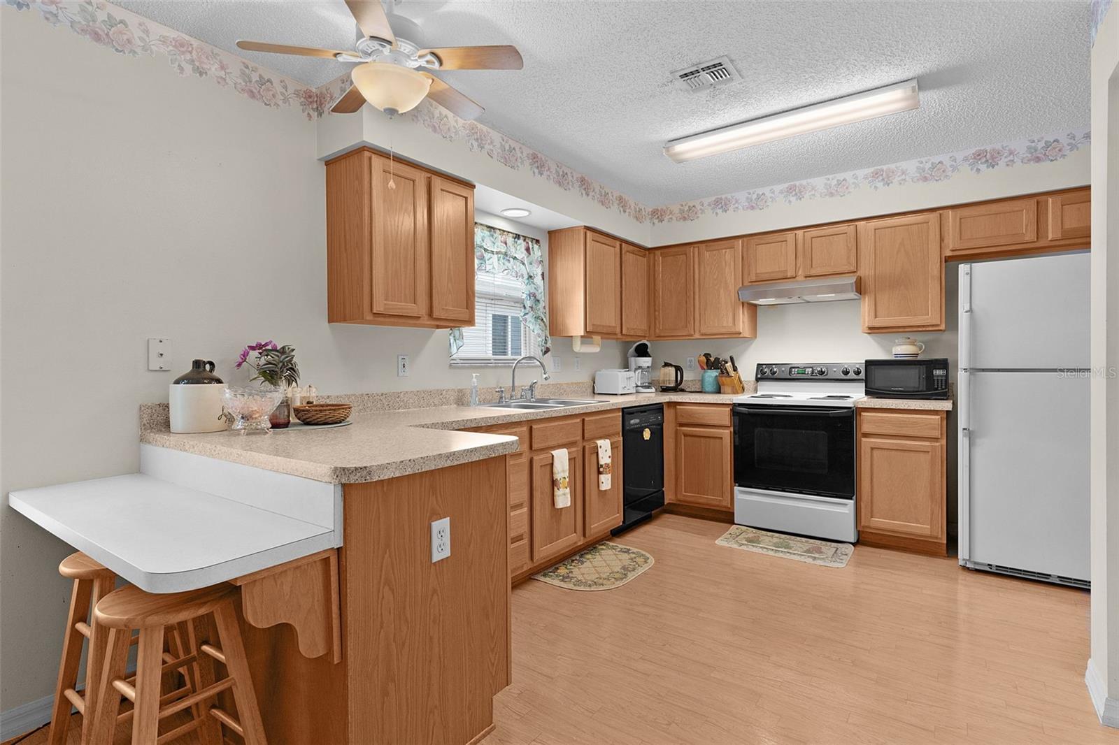 Image 13 of 47 For 413 Westwood Drive