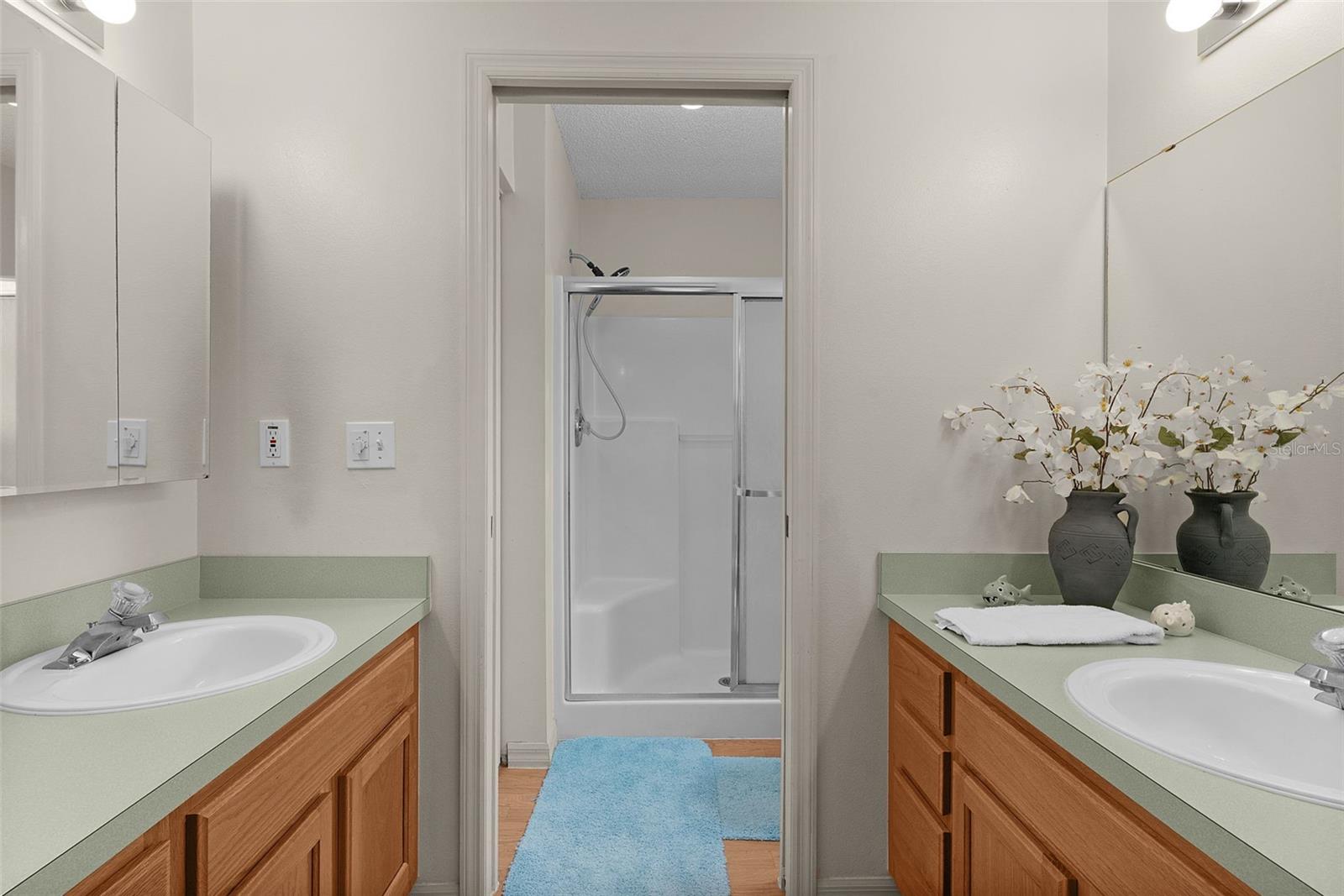 Image 18 of 47 For 413 Westwood Drive