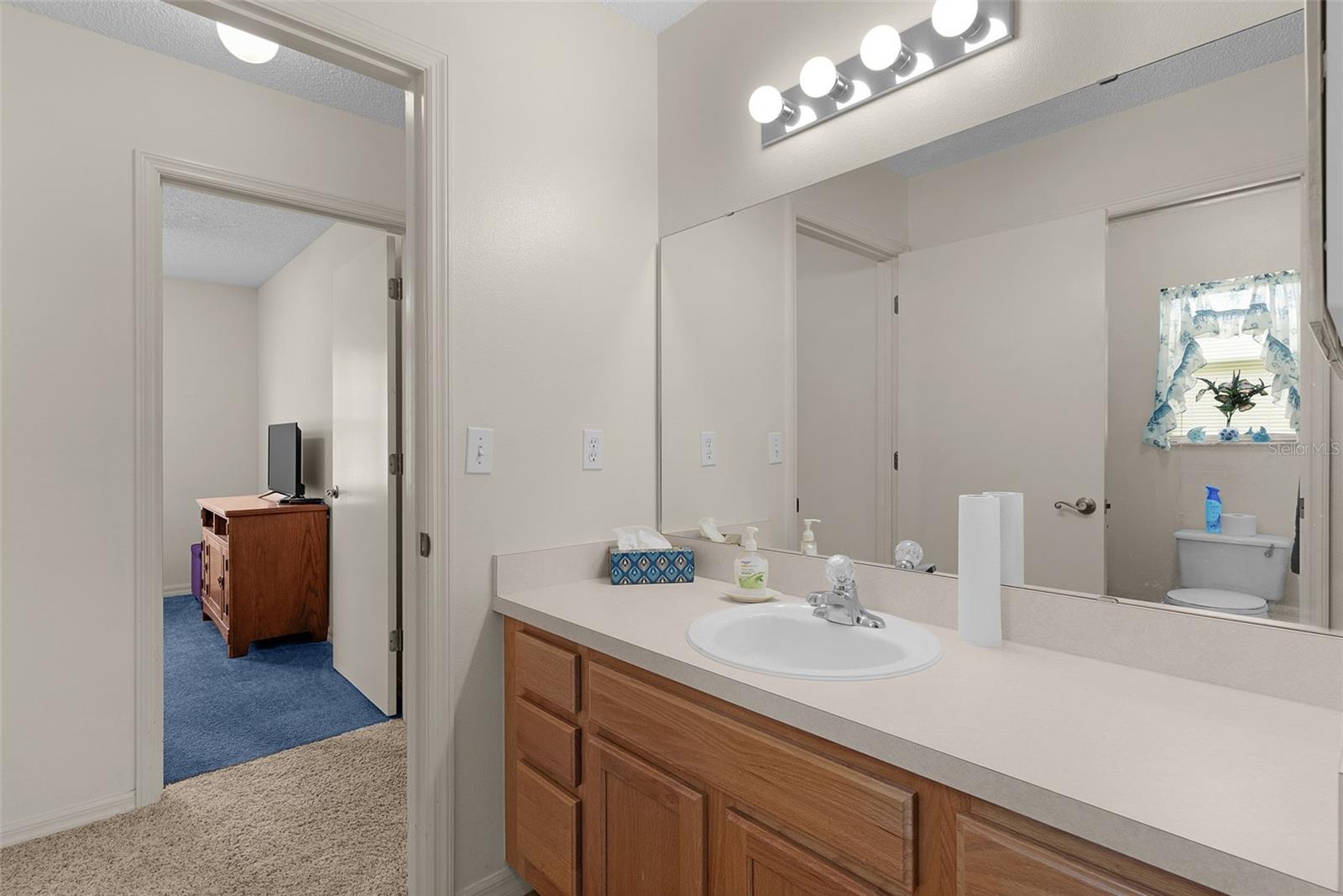 Image 21 of 47 For 413 Westwood Drive