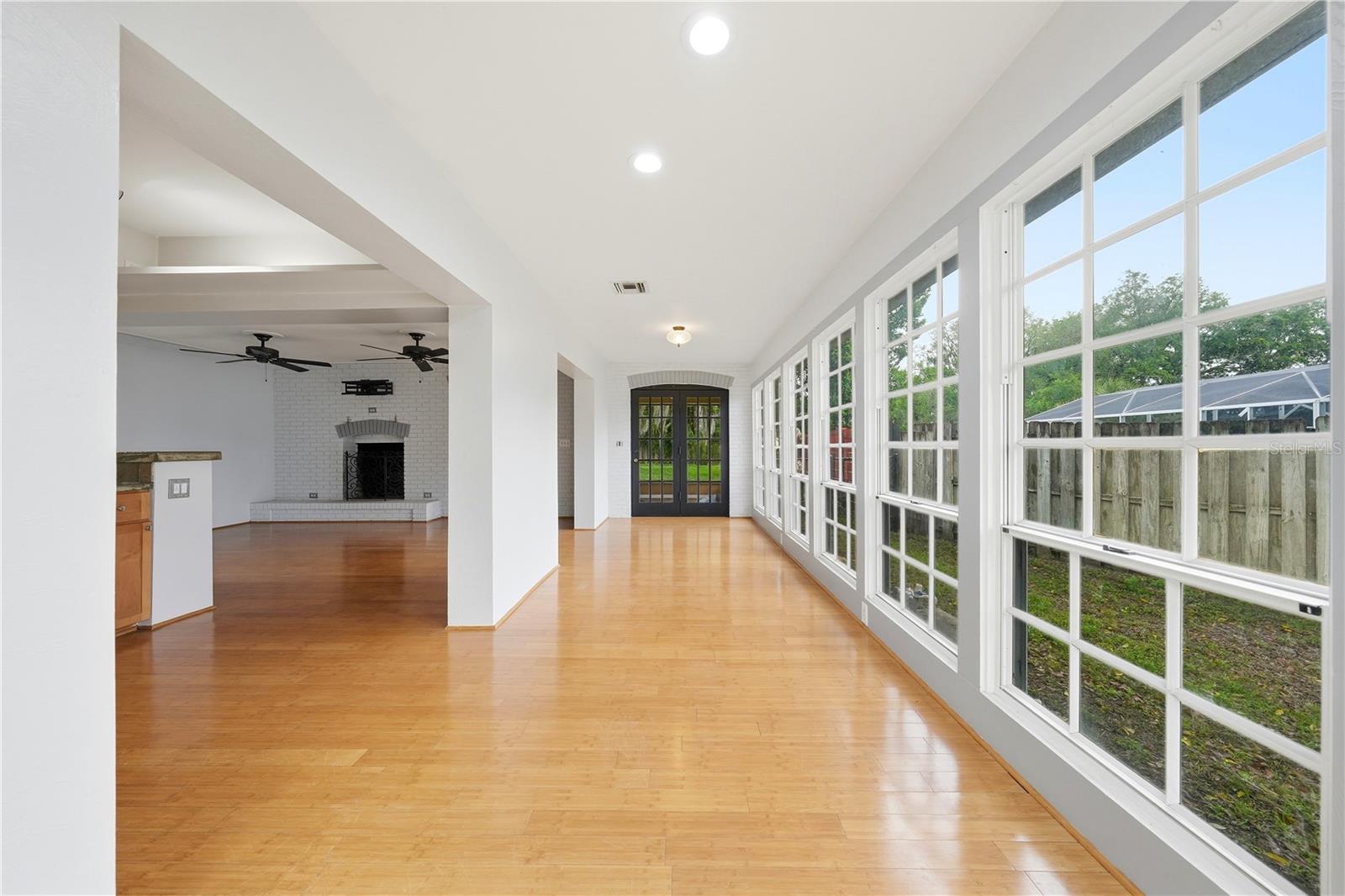 Image 20 of 47 For 126 Magnolia Avenue