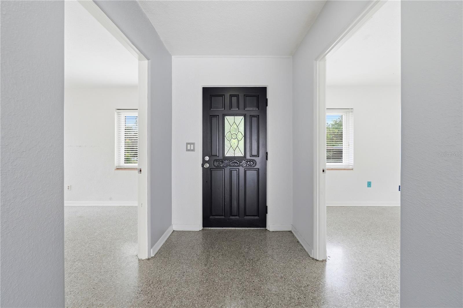 Image 7 of 47 For 126 Magnolia Avenue