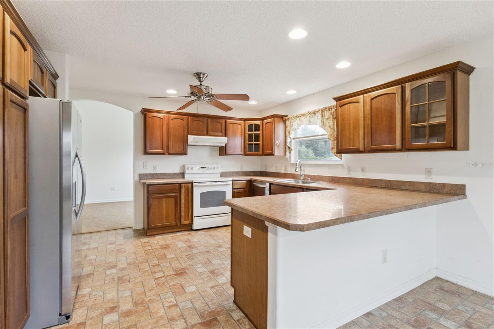Image 10 of 42 For 2039 Tynte Terrace