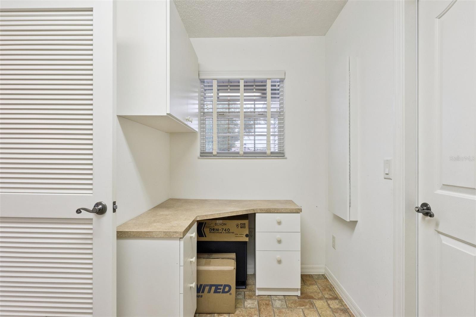Image 31 of 42 For 2039 Tynte Terrace