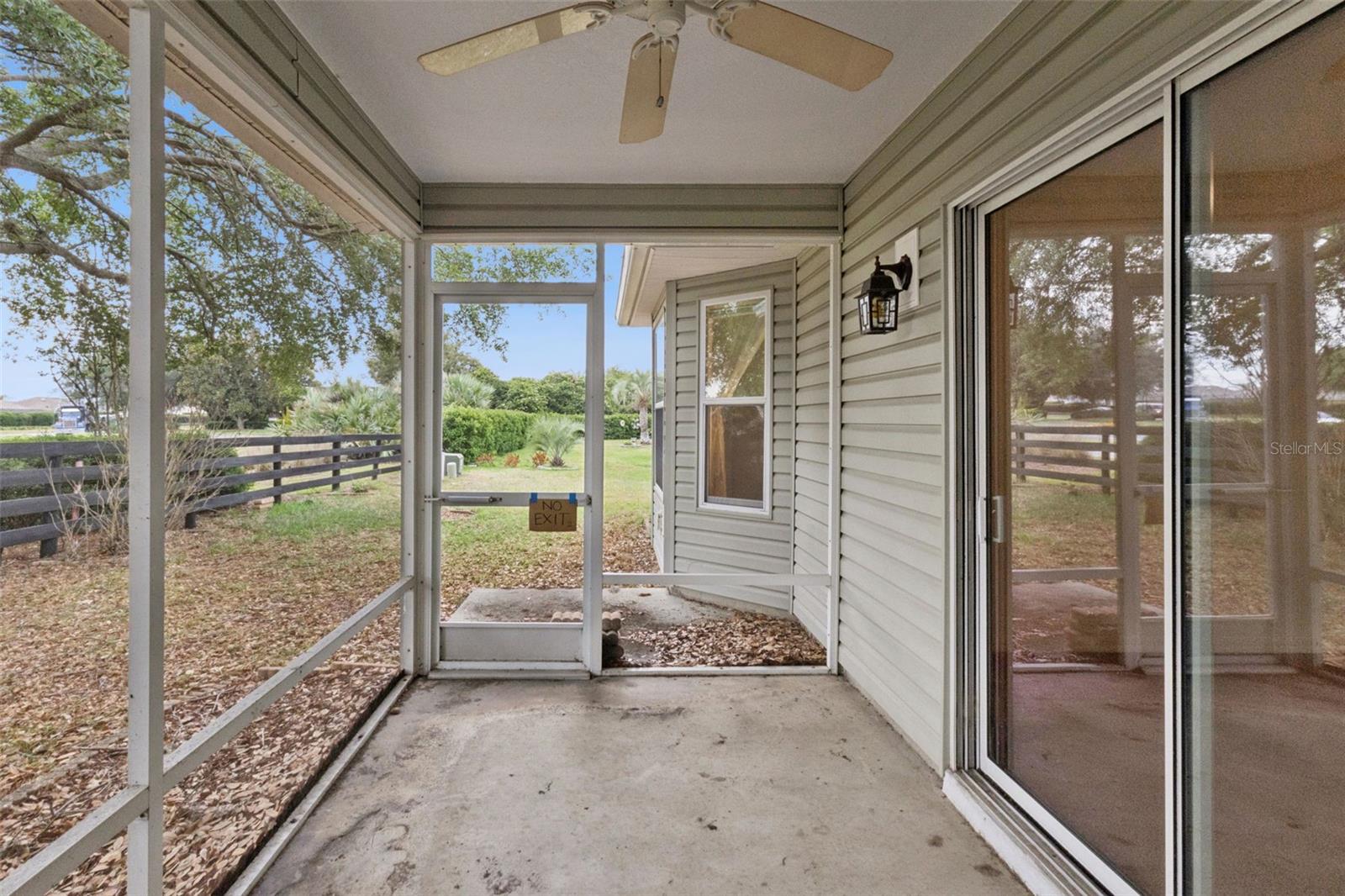 Image 33 of 42 For 2039 Tynte Terrace