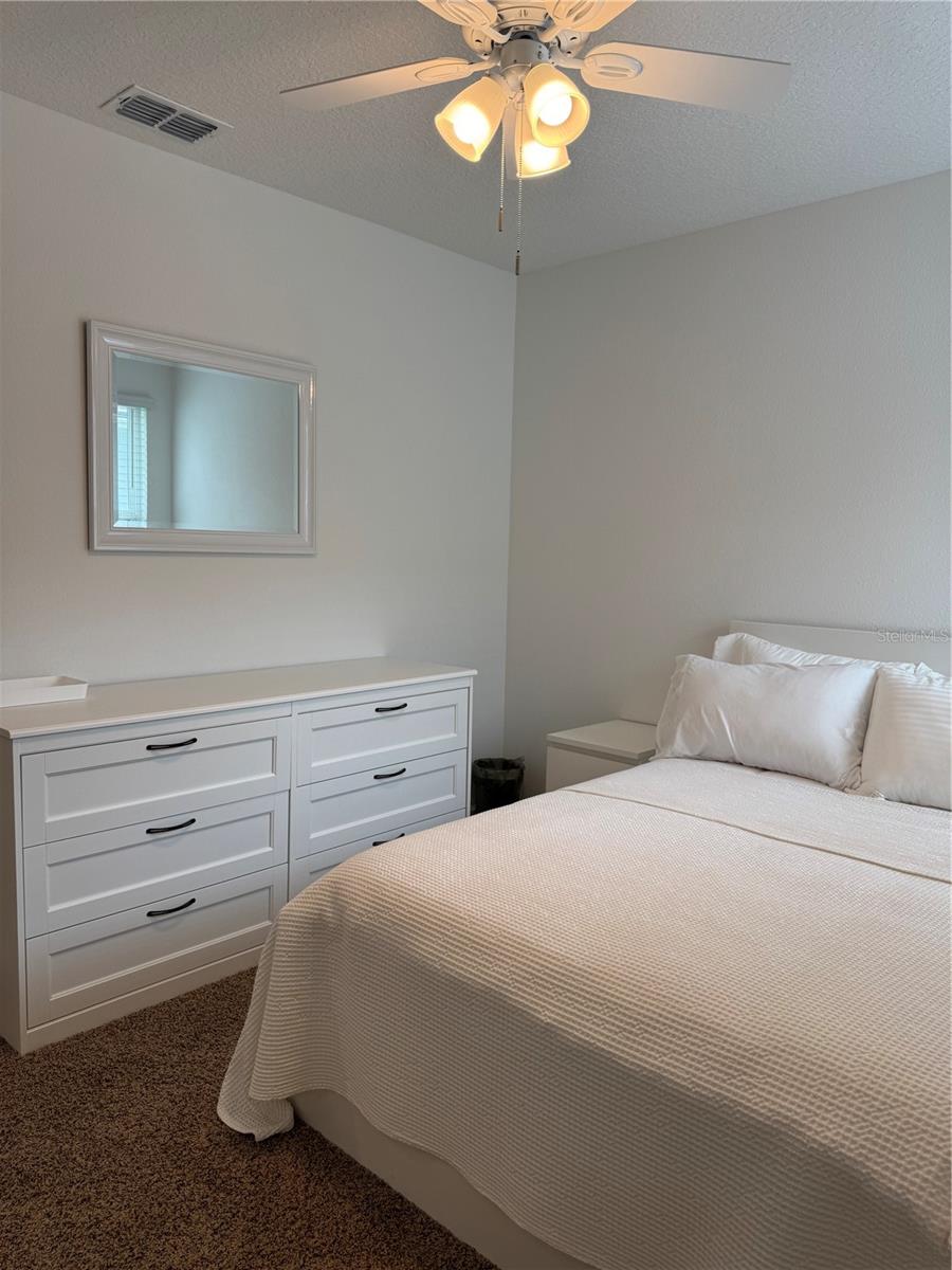 Image 17 of 23 For 203 Chesterwood Road