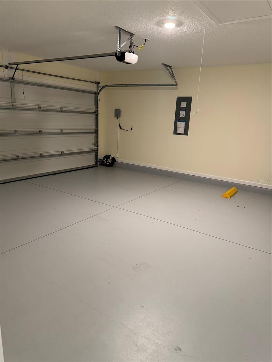 Image 21 of 23 For 203 Chesterwood Road